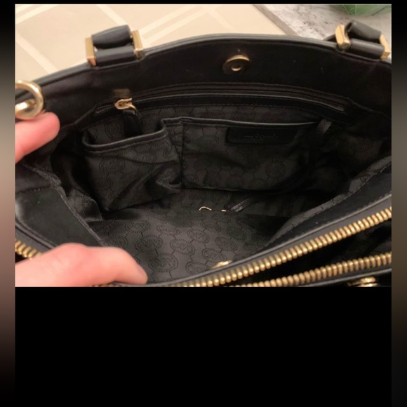 Michael Kors Florence Large Satchel with crossbody straps - Picture 9 of 9